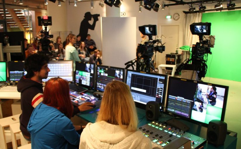 WDR Studio Zwei: Wir produzieren unser eigenes Fernsehmagazin