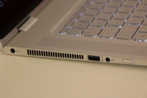 HP Spectre x360 ap006ng Lueftungsschlitz