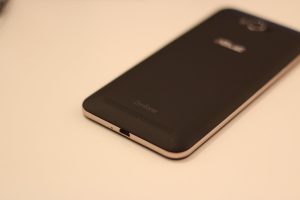 ASUS Zenfone Max8