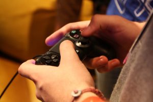 Gamescom mittwoch playstation4 controller hand