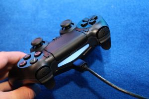 Gamescom mittwoch ps4 controller lightbar