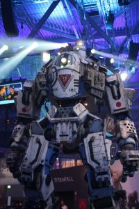 Gamescom mittwoch titanfall robot quer