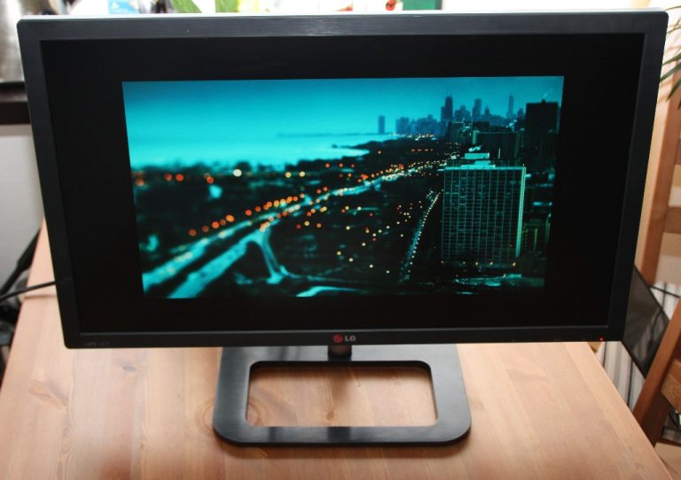 lg 27EA83 monitor, Bild 1