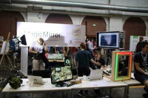 Maker faire berlin 2017 209 magic mirro stand ganz