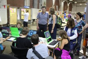Maker faire berlin 2017 214 pi top kids