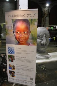 Maker faire berlin 2017 218 ein dollar brille