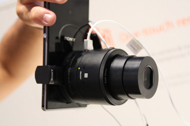 Sony cybershot qx100 schraeg seite